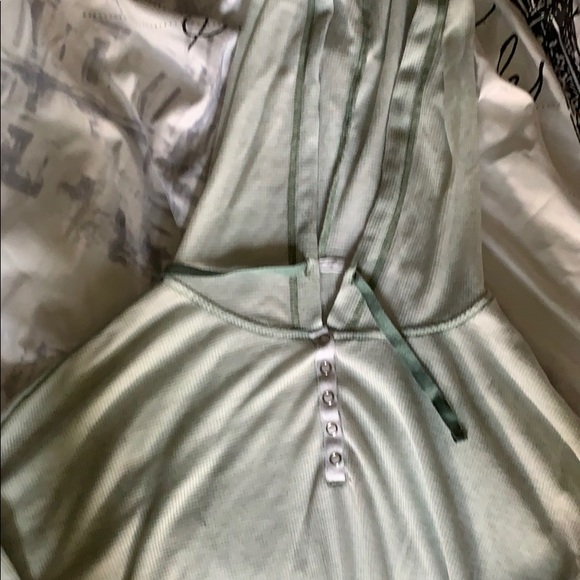 Sonoma Light green night gown - Picture 2 of 3